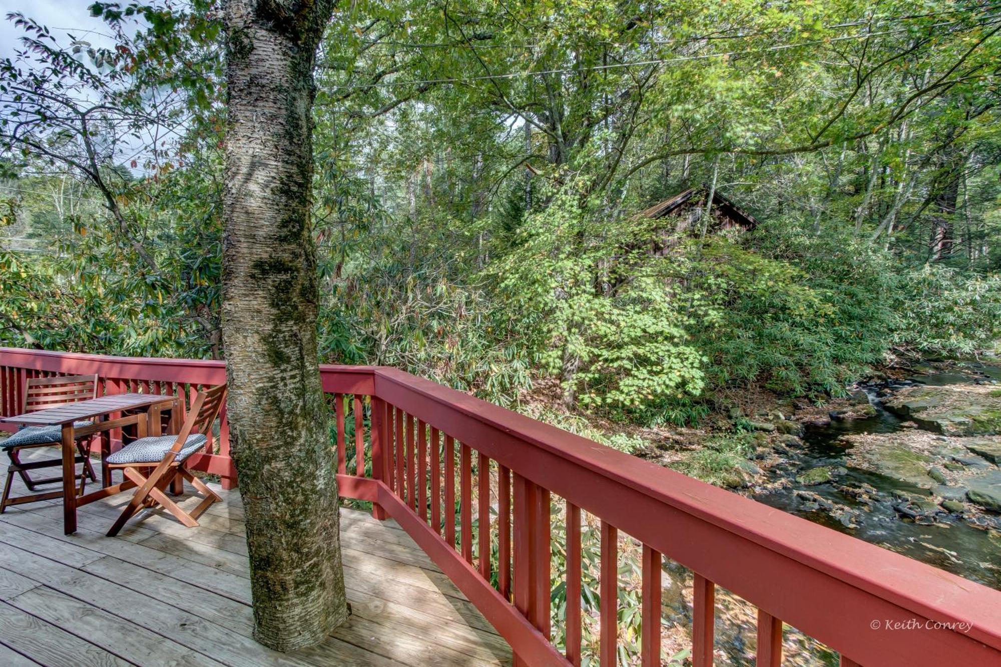Magnolia Streamside Resort Canadensis الغرفة الصورة